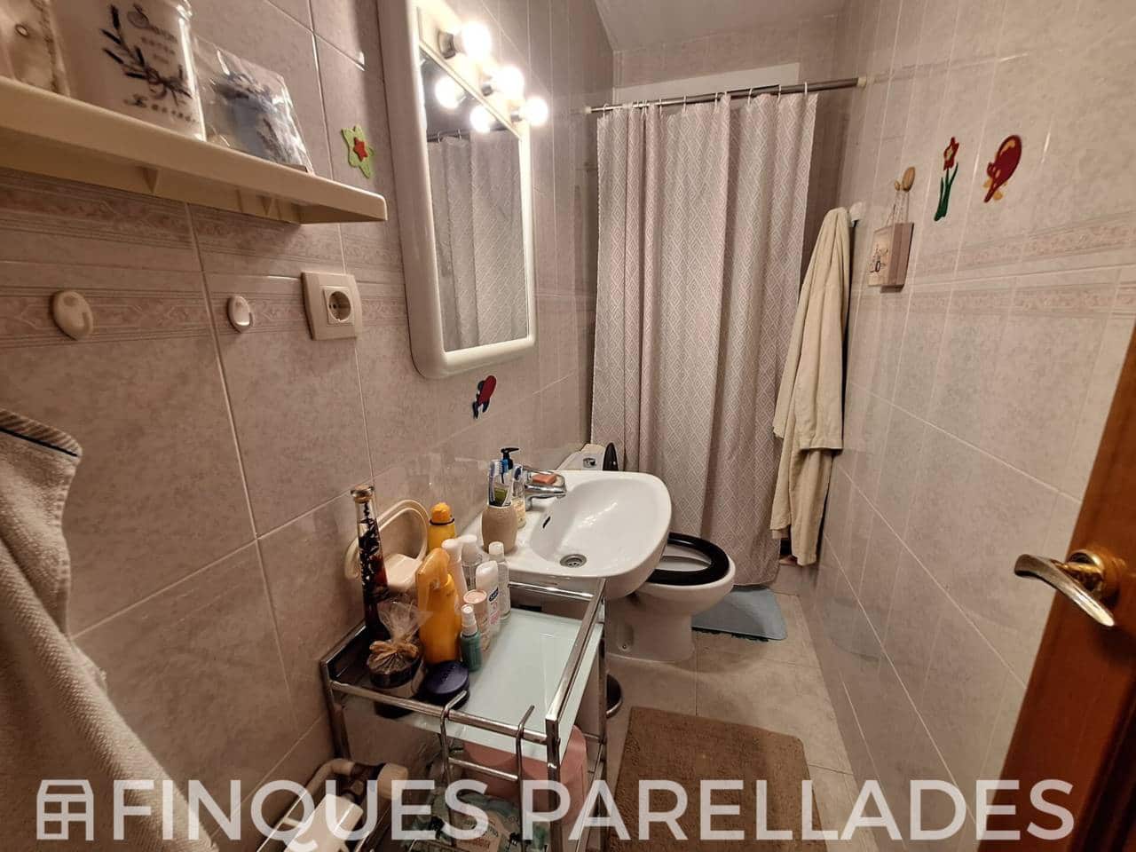 4 bedroom Villa for sale in Olivella with pool garage - € 360,000 (Ref: 9861466)