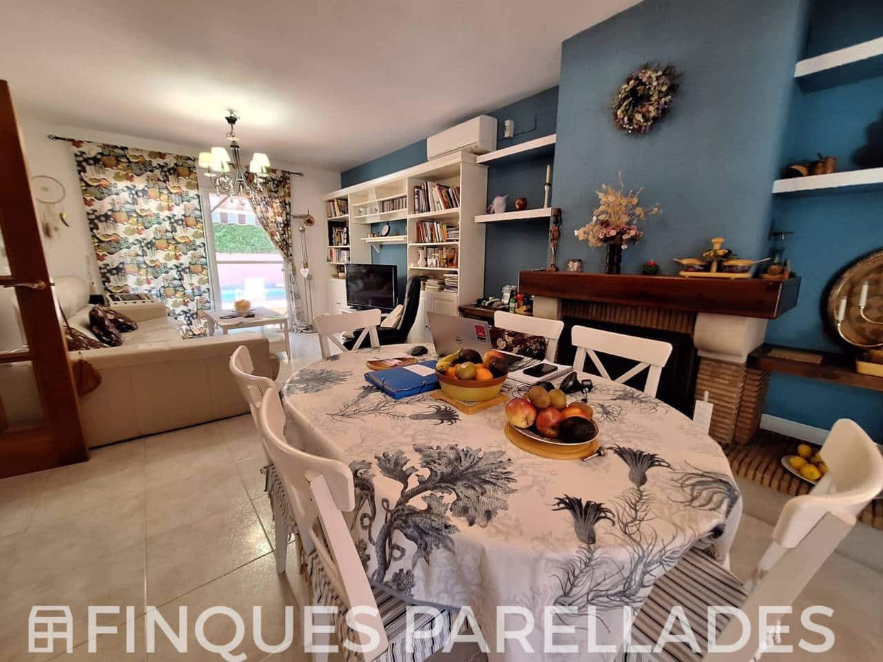4 bedroom Villa for sale in Olivella with pool garage - € 360,000 (Ref: 9861466)