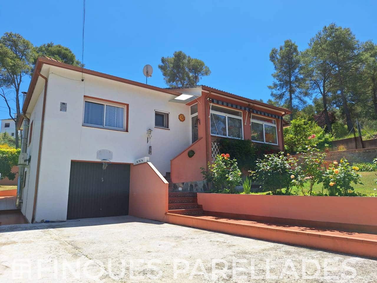 4 bedroom Villa for sale in Olivella with pool garage - € 360,000 (Ref: 9861466)