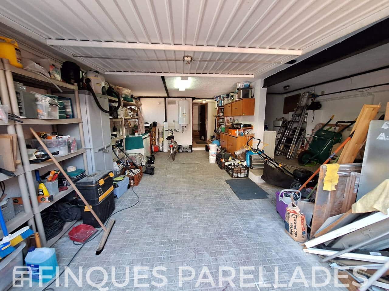 4 bedroom Villa for sale in Olivella with pool garage - € 360,000 (Ref: 9861466)