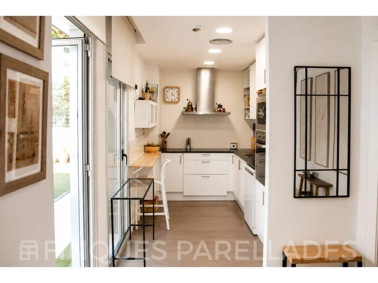 3 soverom Leilighet til salgs i Sitges med svømmebasseng garasje - € 795 000 (Ref: 9866359)