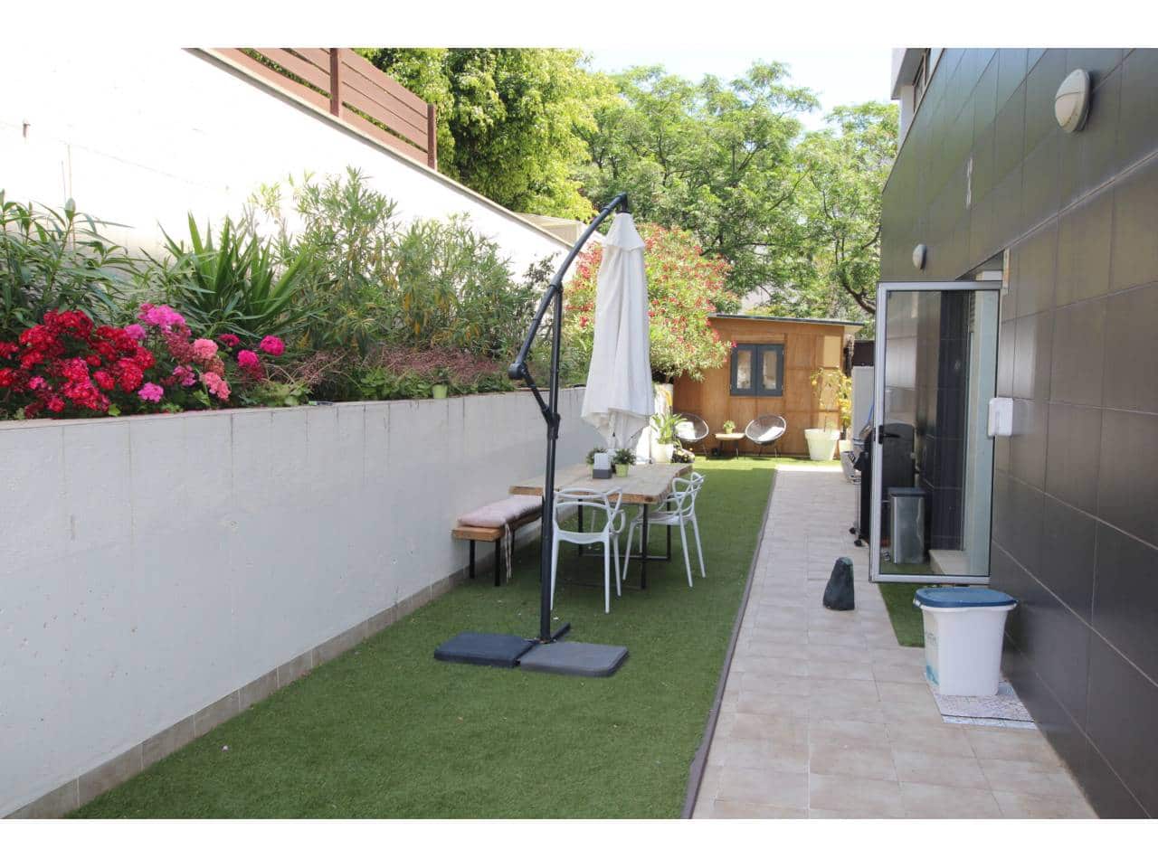 3 soverom Leilighet til salgs i Sitges med svømmebasseng garasje - € 795 000 (Ref: 9866359)
