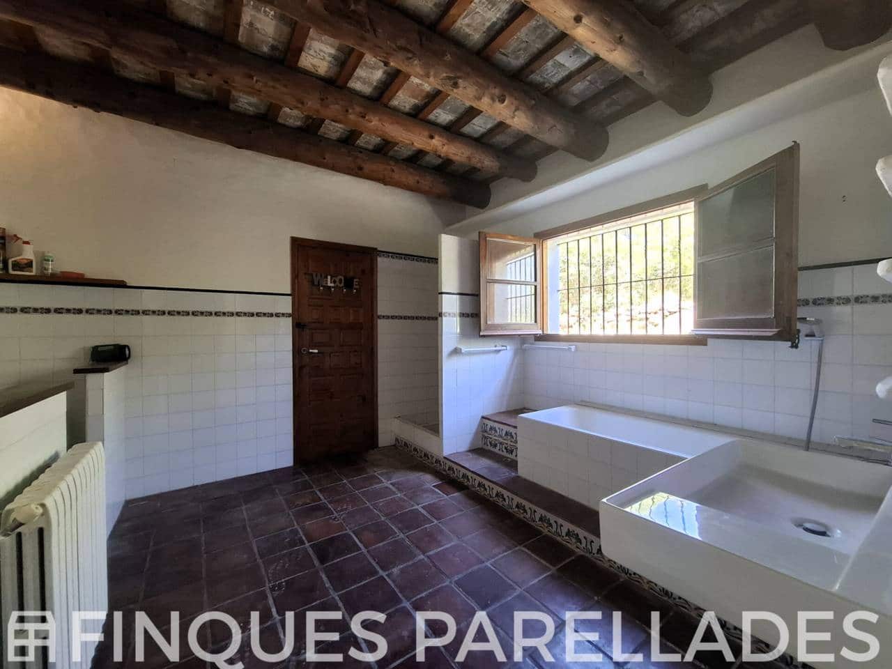 4 bedroom Finca/Country House for sale in Sitges with pool garage - € 1,100,000 (Ref: 9902282)