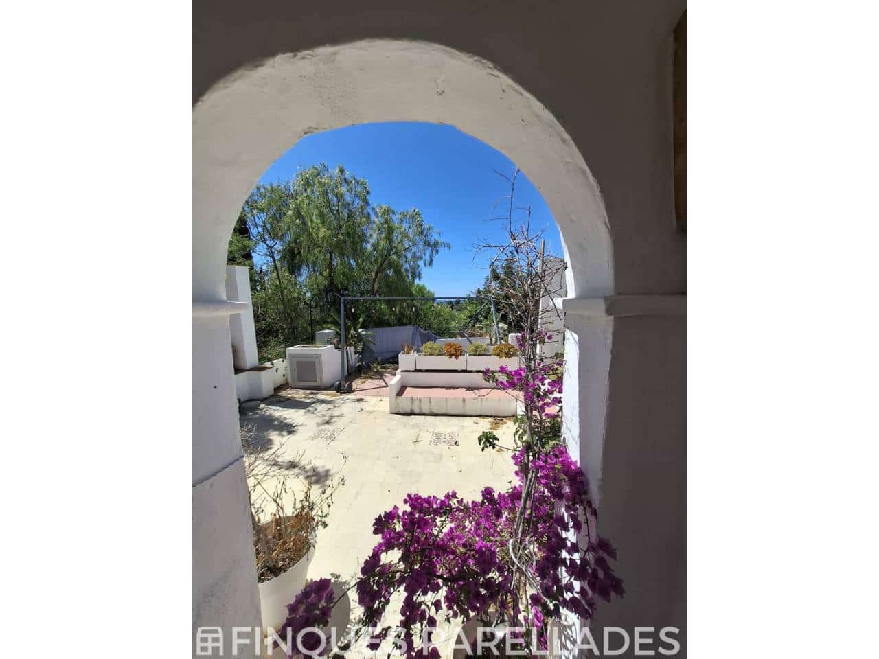 4 bedroom Finca/Country House for sale in Sitges with pool garage - € 1,100,000 (Ref: 9902282)