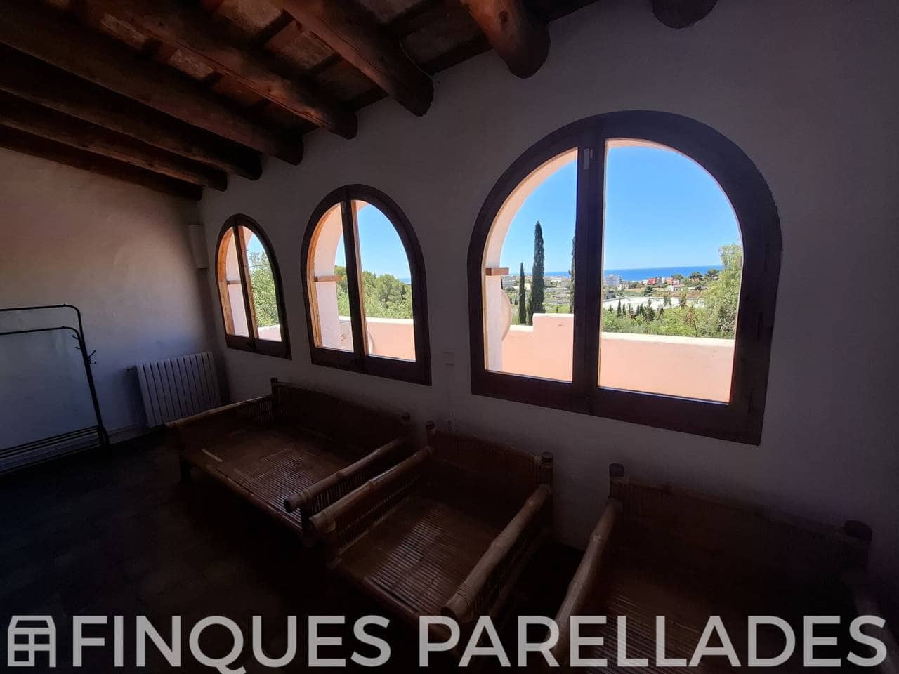 4 bedroom Finca/Country House for sale in Sitges with pool garage - € 1,100,000 (Ref: 9902282)