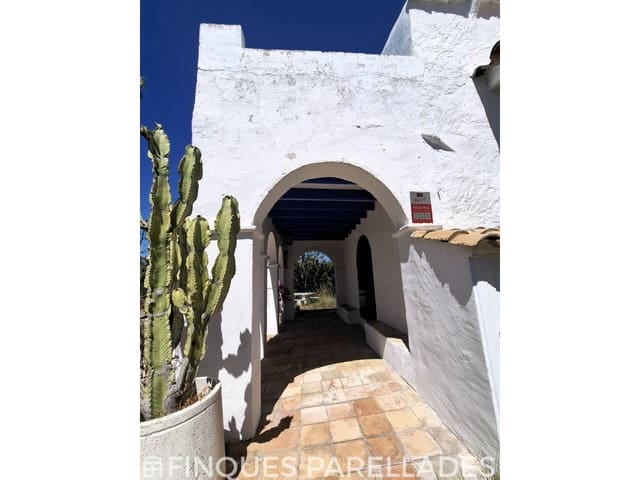 4 bedroom Finca/Country House for sale in Sitges with pool garage - € 1,100,000 (Ref: 9902282)