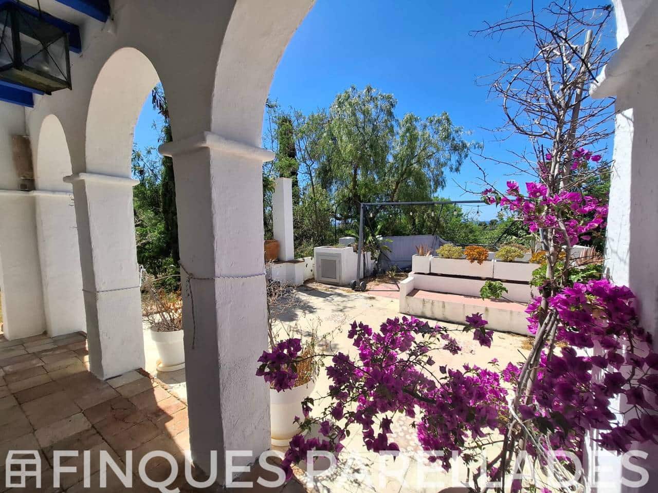4 bedroom Finca/Country House for sale in Sitges with pool garage - € 1,100,000 (Ref: 9902282)