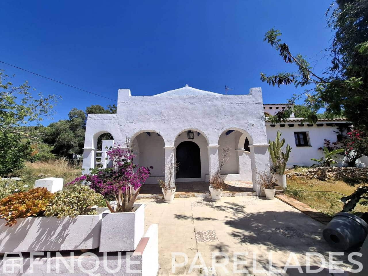 4 bedroom Finca/Country House for sale in Sitges with pool garage - € 1,100,000 (Ref: 9902282)
