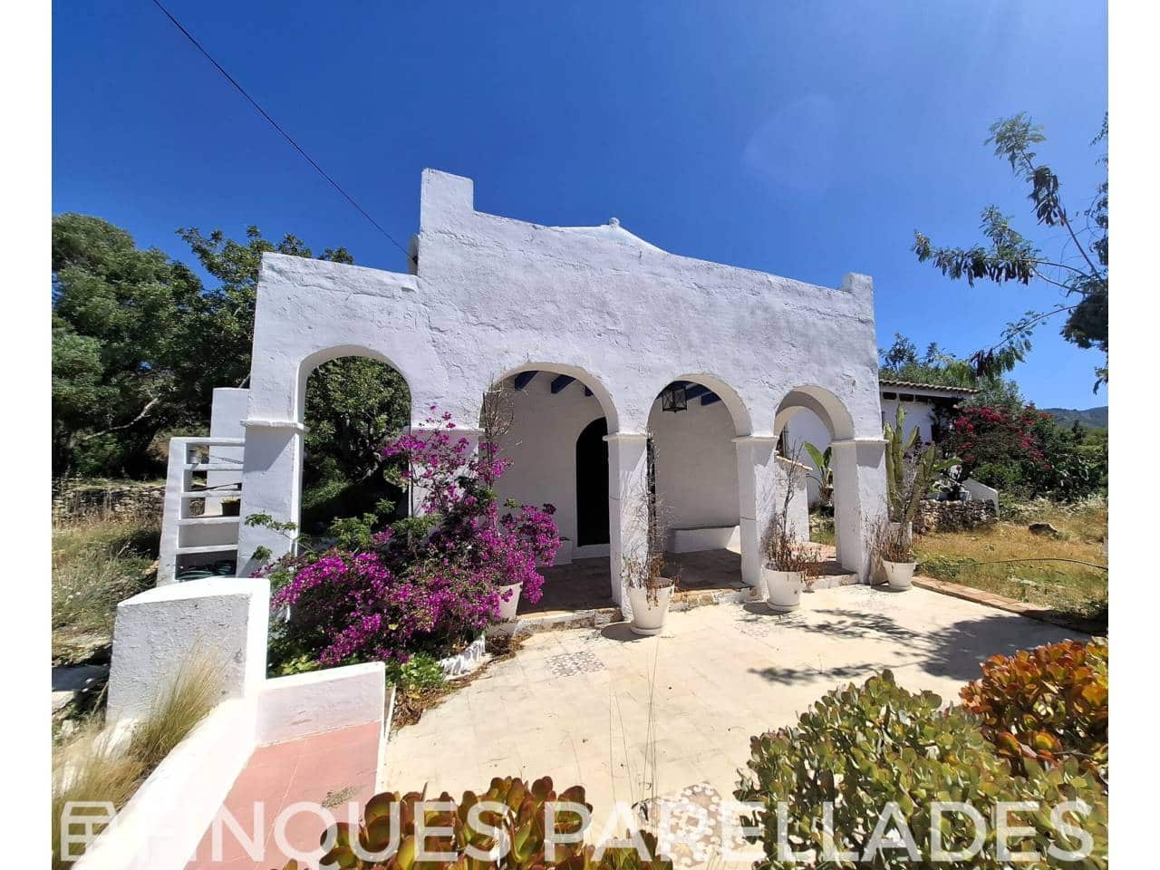 4 bedroom Finca/Country House for sale in Sitges with pool garage - € 1,100,000 (Ref: 9902282)
