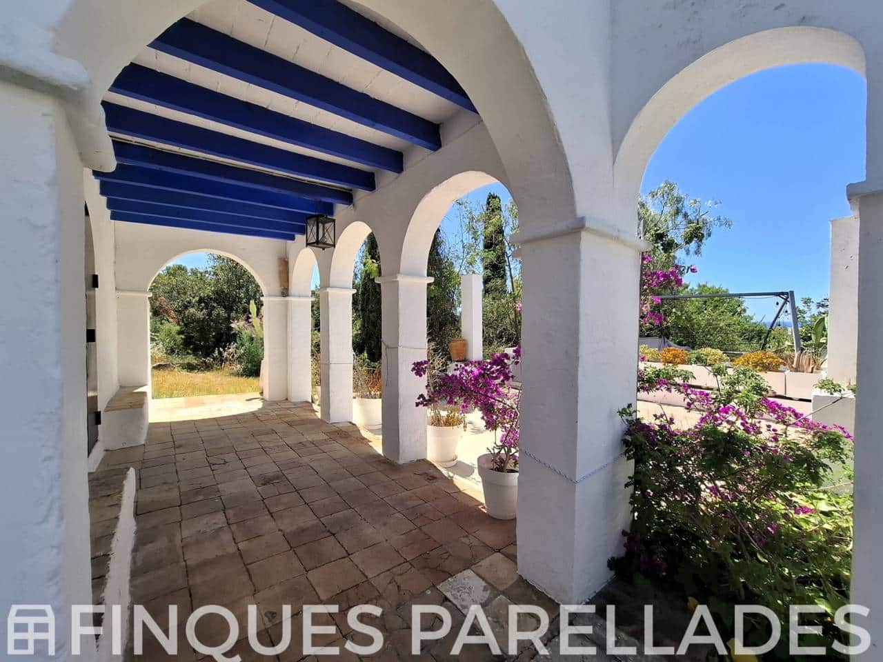 4 bedroom Finca/Country House for sale in Sitges with pool garage - € 1,100,000 (Ref: 9902282)
