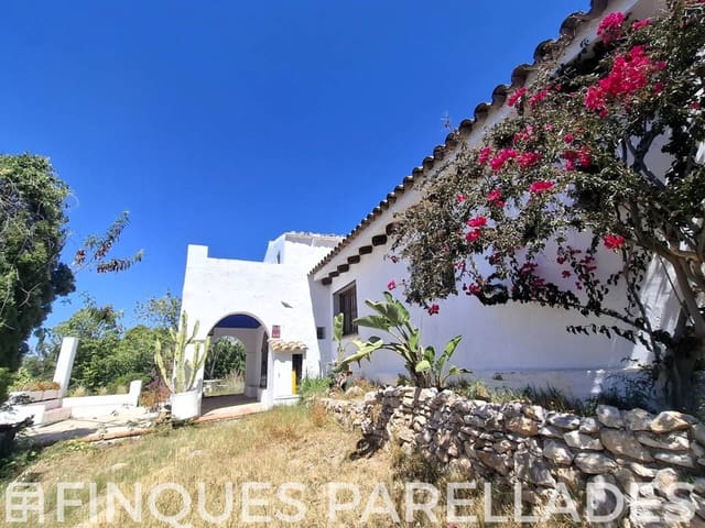 4 bedroom Finca/Country House for sale in Sitges with pool garage - € 1,100,000 (Ref: 9902282)