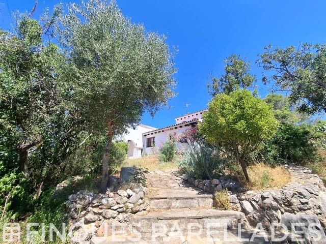4 bedroom Finca/Country House for sale in Sitges with pool garage - € 1,100,000 (Ref: 9902282)