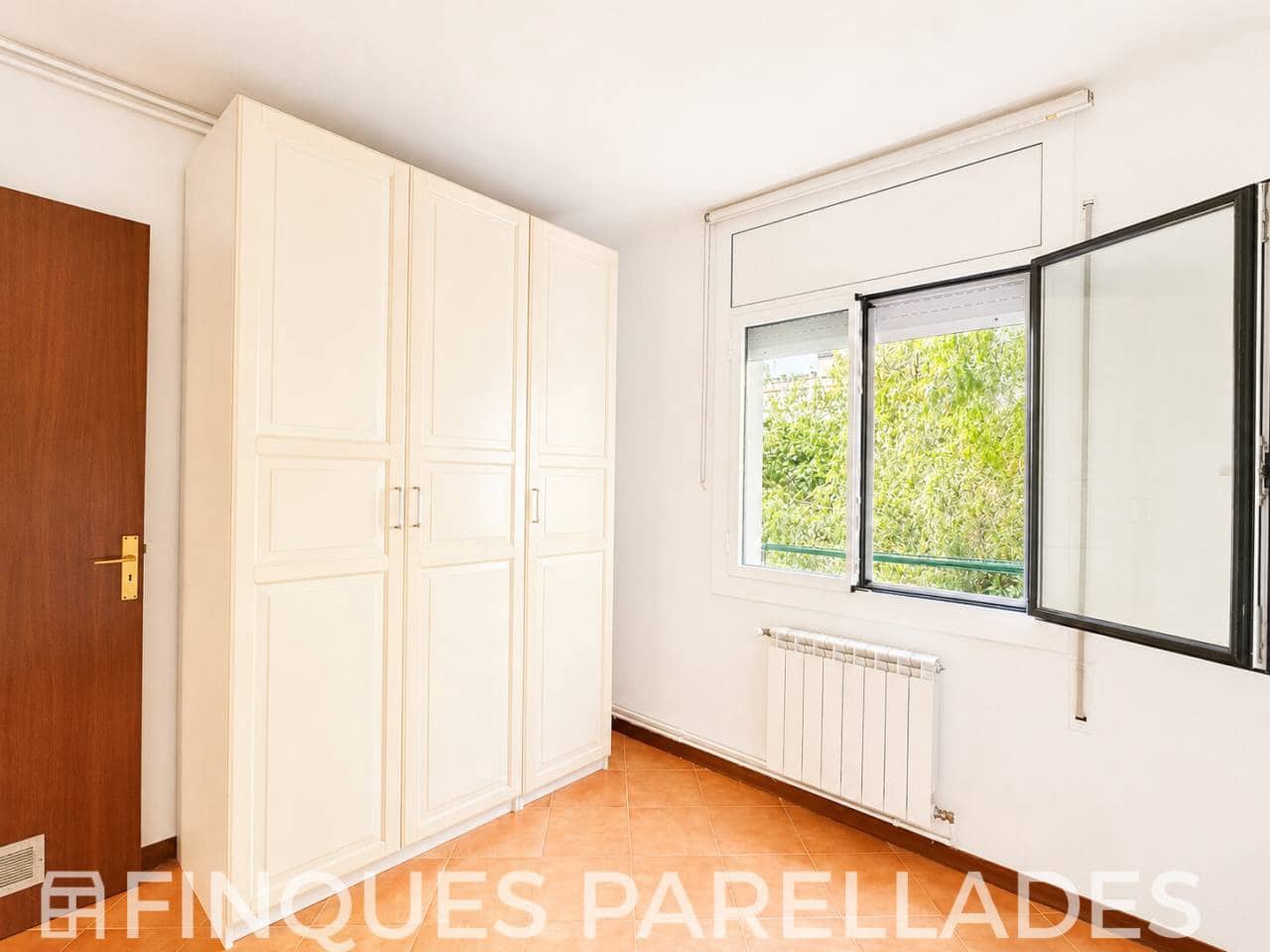 3 slaapkamer Flat te koop in Sitges met garage - € 460.000 (Ref: 9906811)