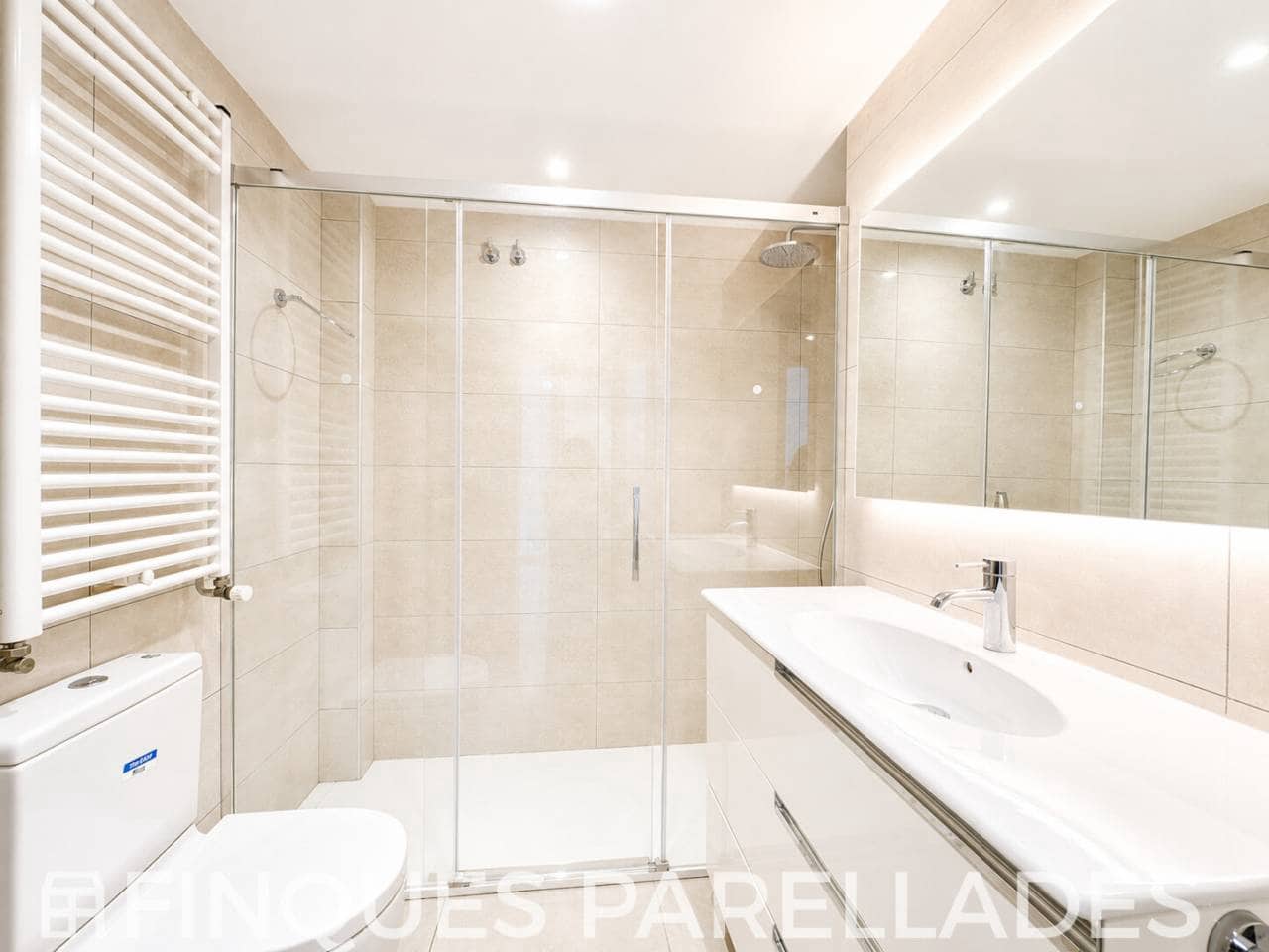 3 slaapkamer Flat te koop in Sitges met garage - € 460.000 (Ref: 9906811)