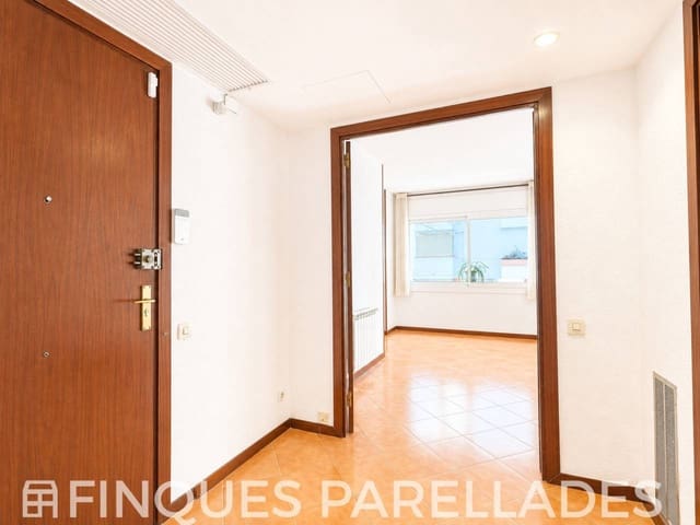 3 slaapkamer Flat te koop in Sitges met garage - € 460.000 (Ref: 9906811)