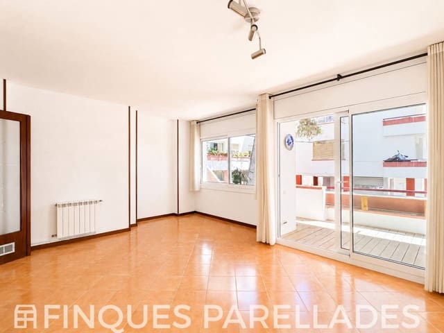 3 slaapkamer Flat te koop in Sitges met garage - € 460.000 (Ref: 9906811)