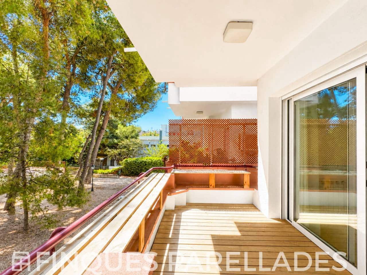 3 slaapkamer Flat te koop in Sitges met garage - € 460.000 (Ref: 9906811)
