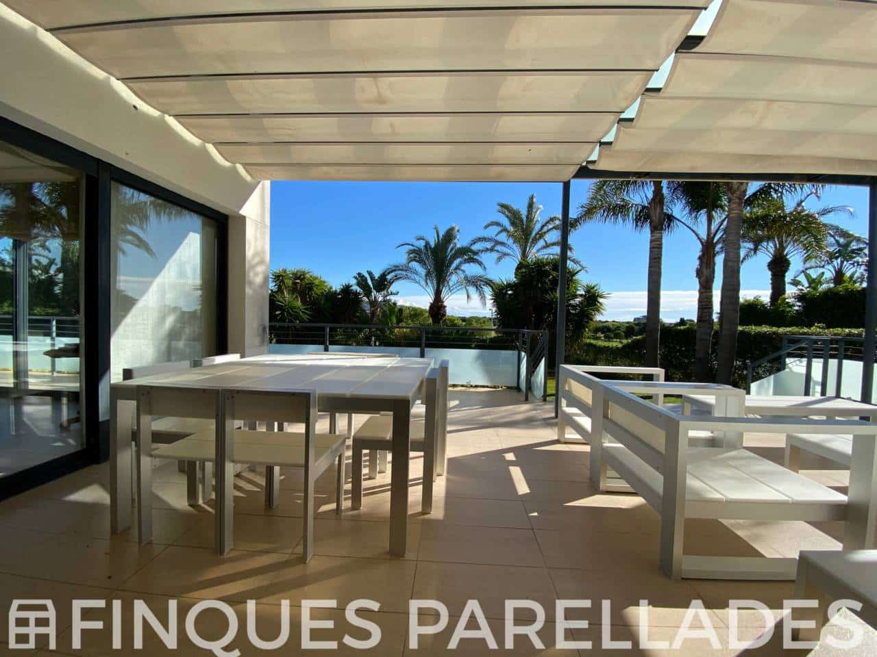 5 bedroom Villa for sale in Sitges with pool garage - € 2,675,000 (Ref: 9926330)