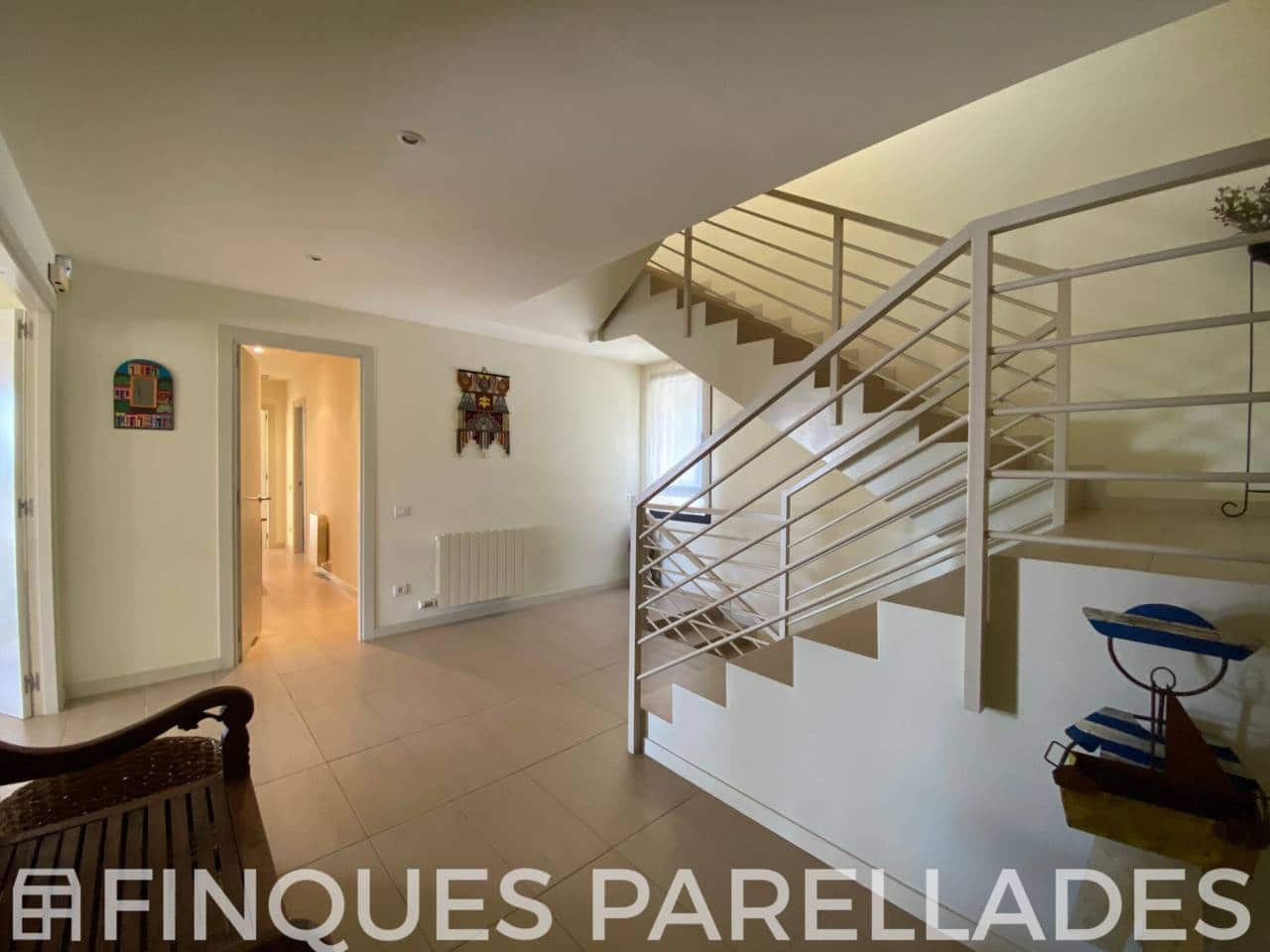 5 bedroom Villa for sale in Sitges with pool garage - € 2,675,000 (Ref: 9926330)