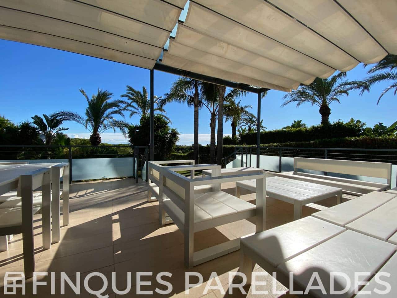5 bedroom Villa for sale in Sitges with pool garage - € 2,675,000 (Ref: 9926330)