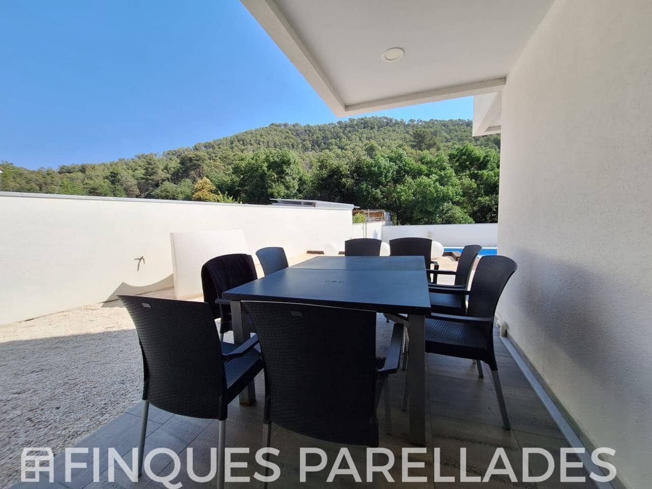 4 chambre Villa/Maison à vendre à Canyelles avec piscine garage - 599 000 € (Ref: 9950908)