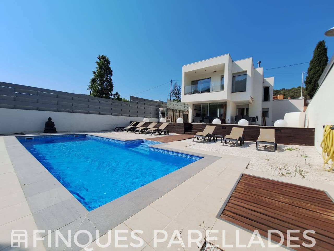 4 chambre Villa/Maison à vendre à Canyelles avec piscine garage - 599 000 € (Ref: 9950908)