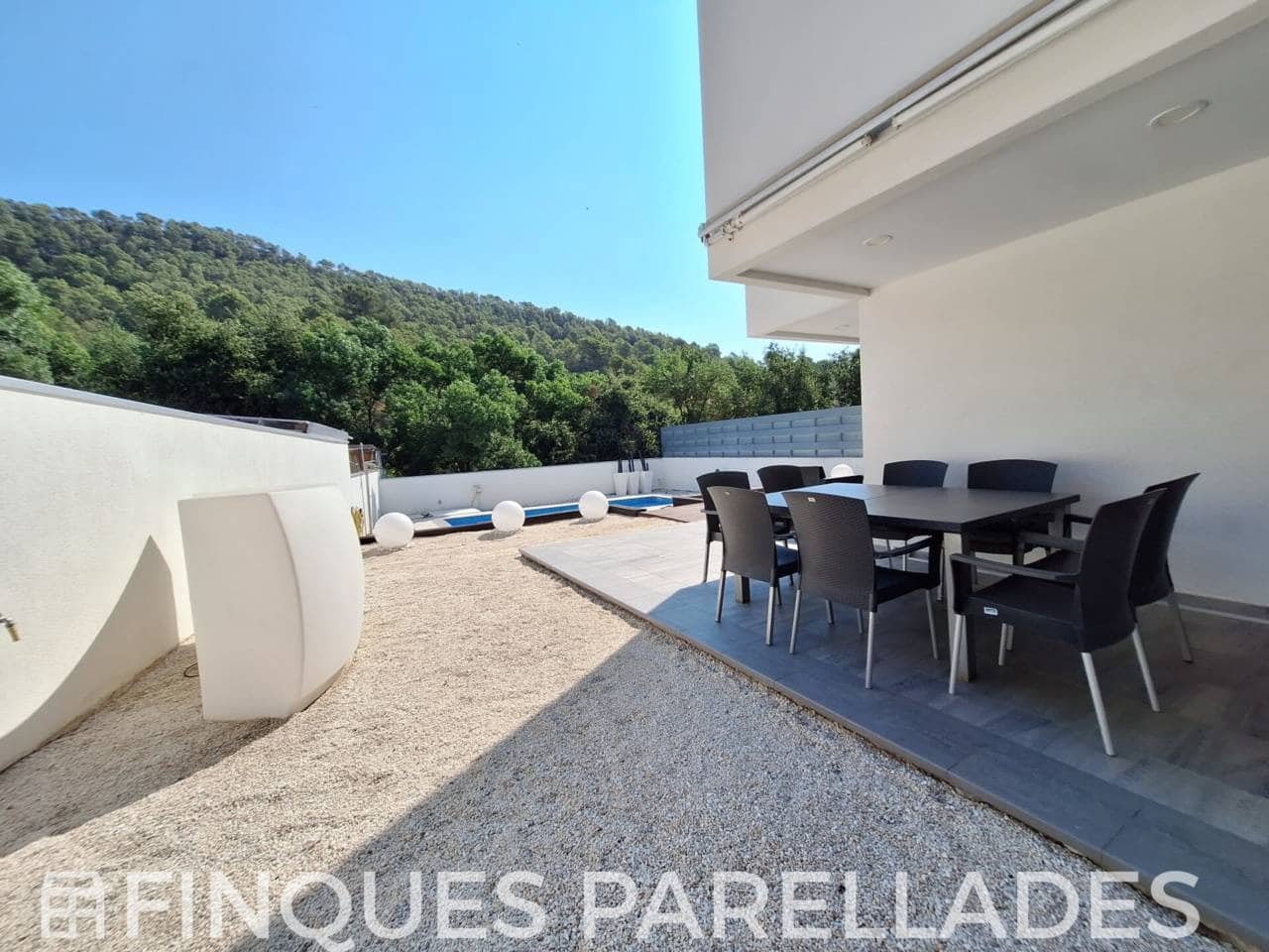4 chambre Villa/Maison à vendre à Canyelles avec piscine garage - 599 000 € (Ref: 9950908)