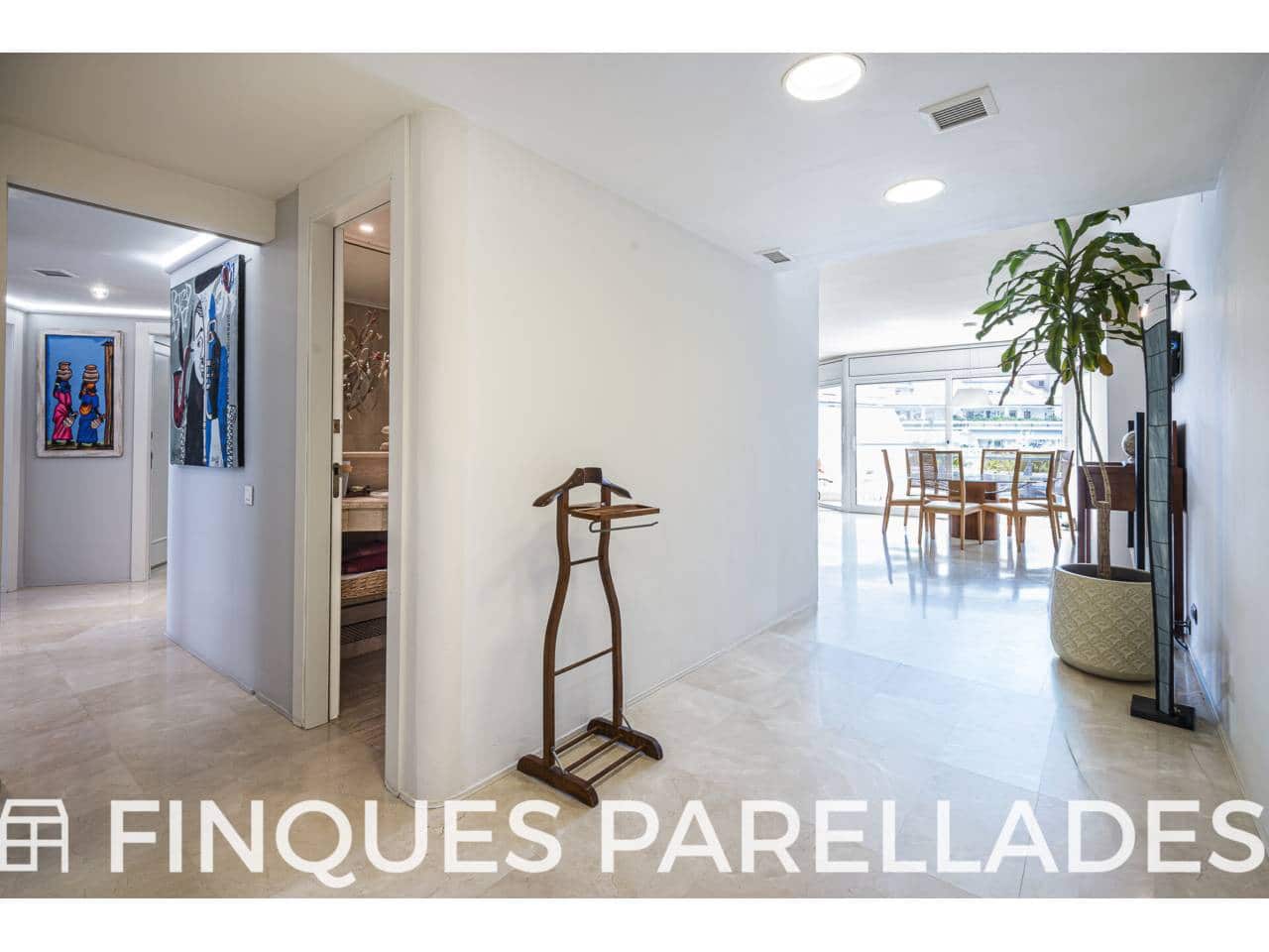 4 slaapkamer Flat te koop in Sitges met zwembad garage - € 1.450.000 (Ref: 9993741)