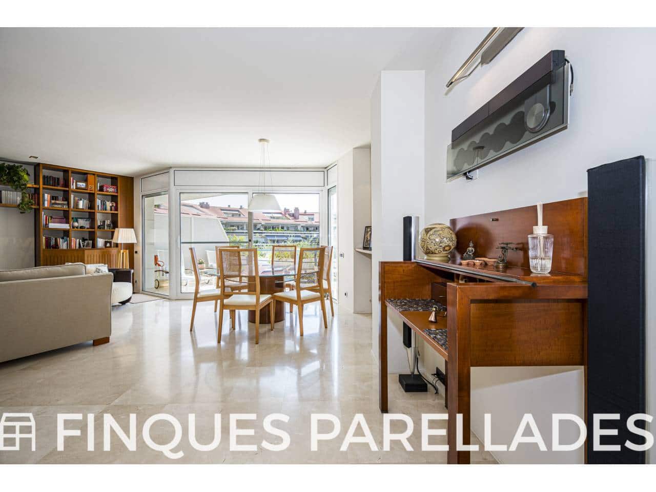 4 slaapkamer Flat te koop in Sitges met zwembad garage - € 1.450.000 (Ref: 9993741)