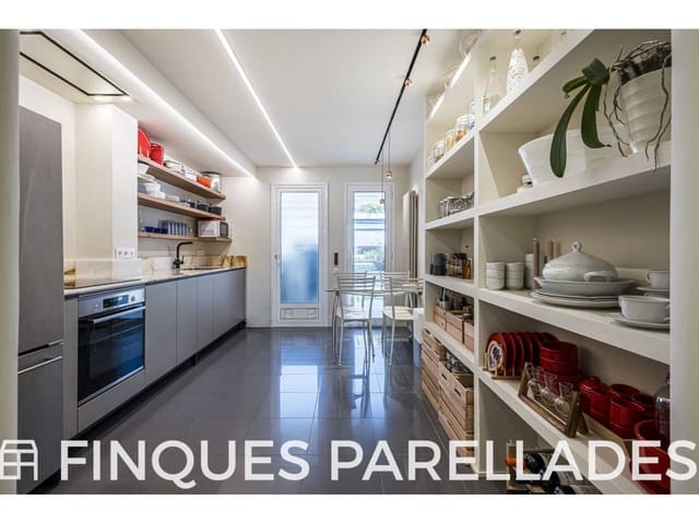 4 slaapkamer Flat te koop in Sitges met zwembad garage - € 1.450.000 (Ref: 9993741)