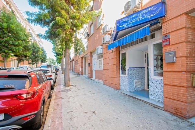Gewerbe zu verkaufen in Montequinto, Dos Hermanas - 170.000 € (Ref: 10003756)