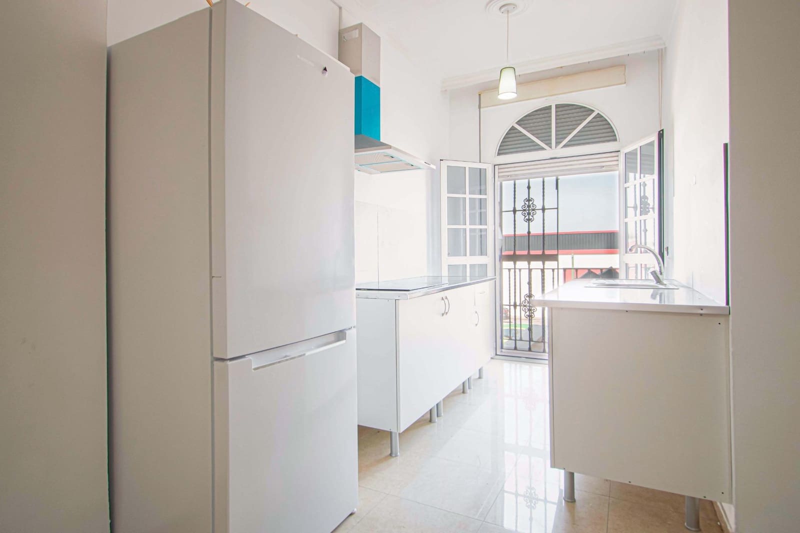 4 bedroom Commercial for sale in Camas - € 395,000 (Ref: 10003757)