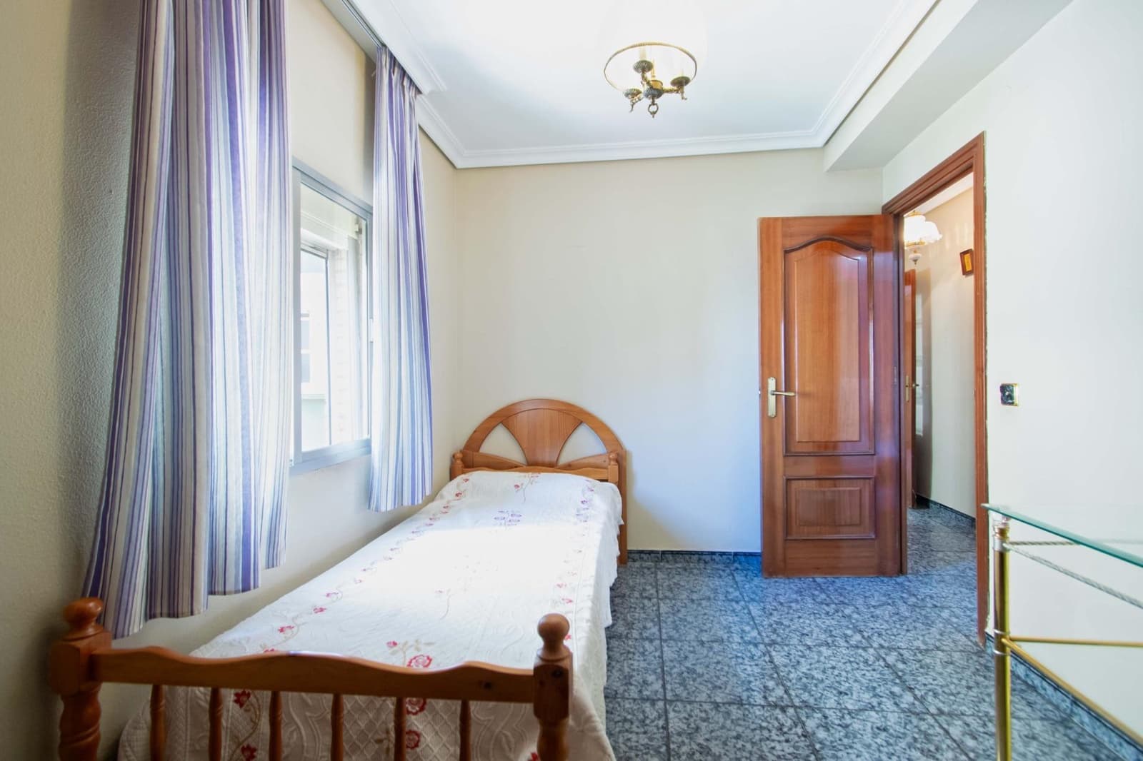 3 slaapkamer Flat te koop in Sevilla stad - € 179.000 (Ref: 10005711)
