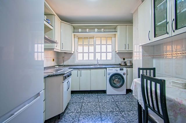 3 chambre Appartement à vendre à Amate, Séville ville - 179 000 € (Ref: 10005711)