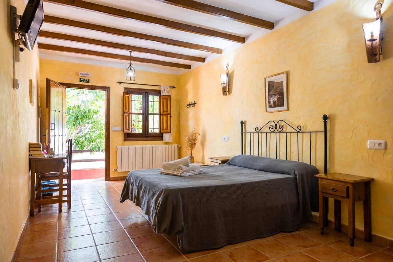 Finca/Casa Rural de 28 habitaciones en Montejaque en venta con piscina - 3.181.500 € (Ref: 10006360)