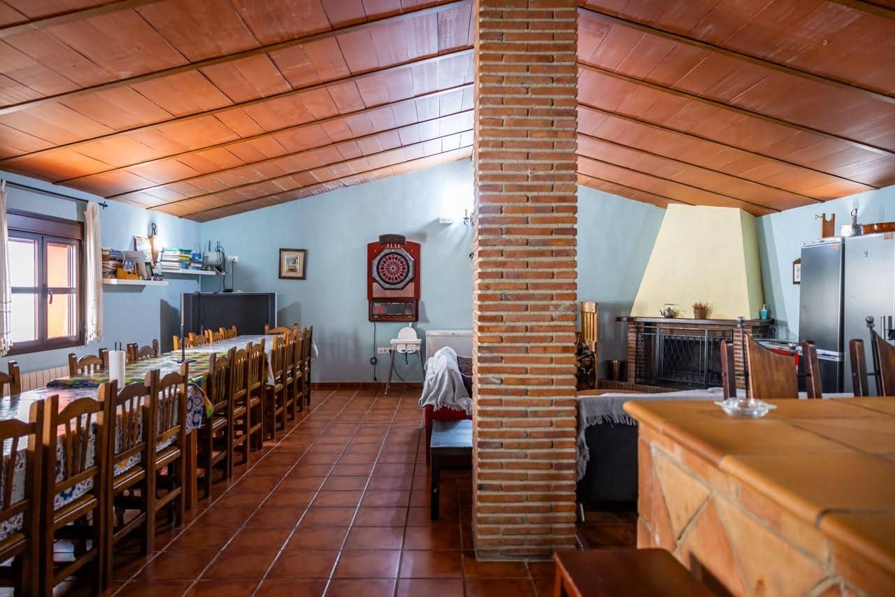 Finca/Casa Rural de 28 habitaciones en Montejaque en venta con piscina - 3.181.500 € (Ref: 10006360)