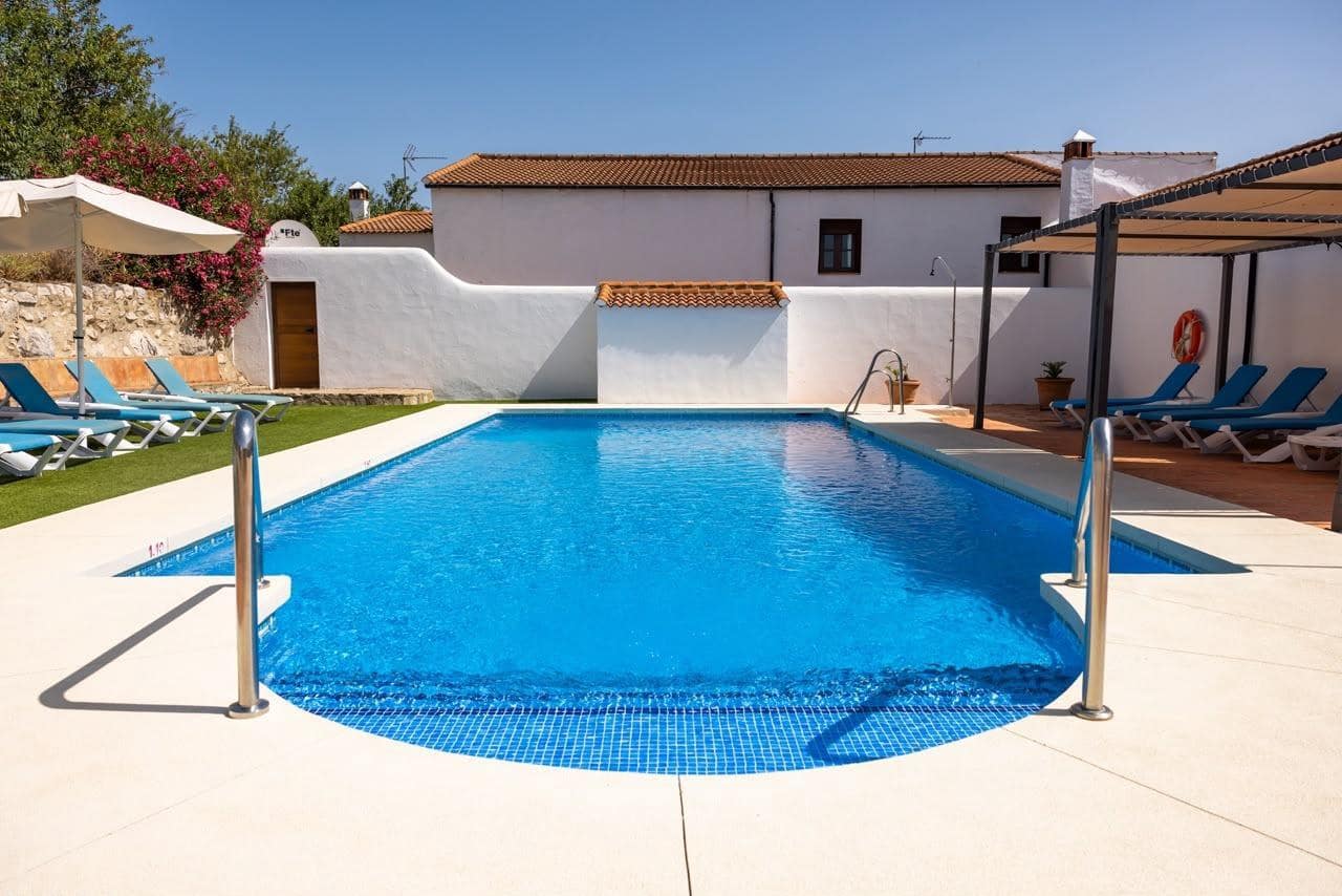 Finca/Casa Rural de 28 habitaciones en Montejaque en venta con piscina - 3.181.500 € (Ref: 10006360)
