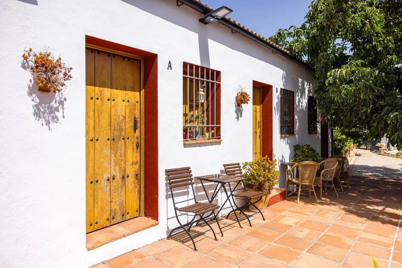 Finca/Casa Rural de 28 habitaciones en Montejaque en venta con piscina - 3.181.500 € (Ref: 10006360)