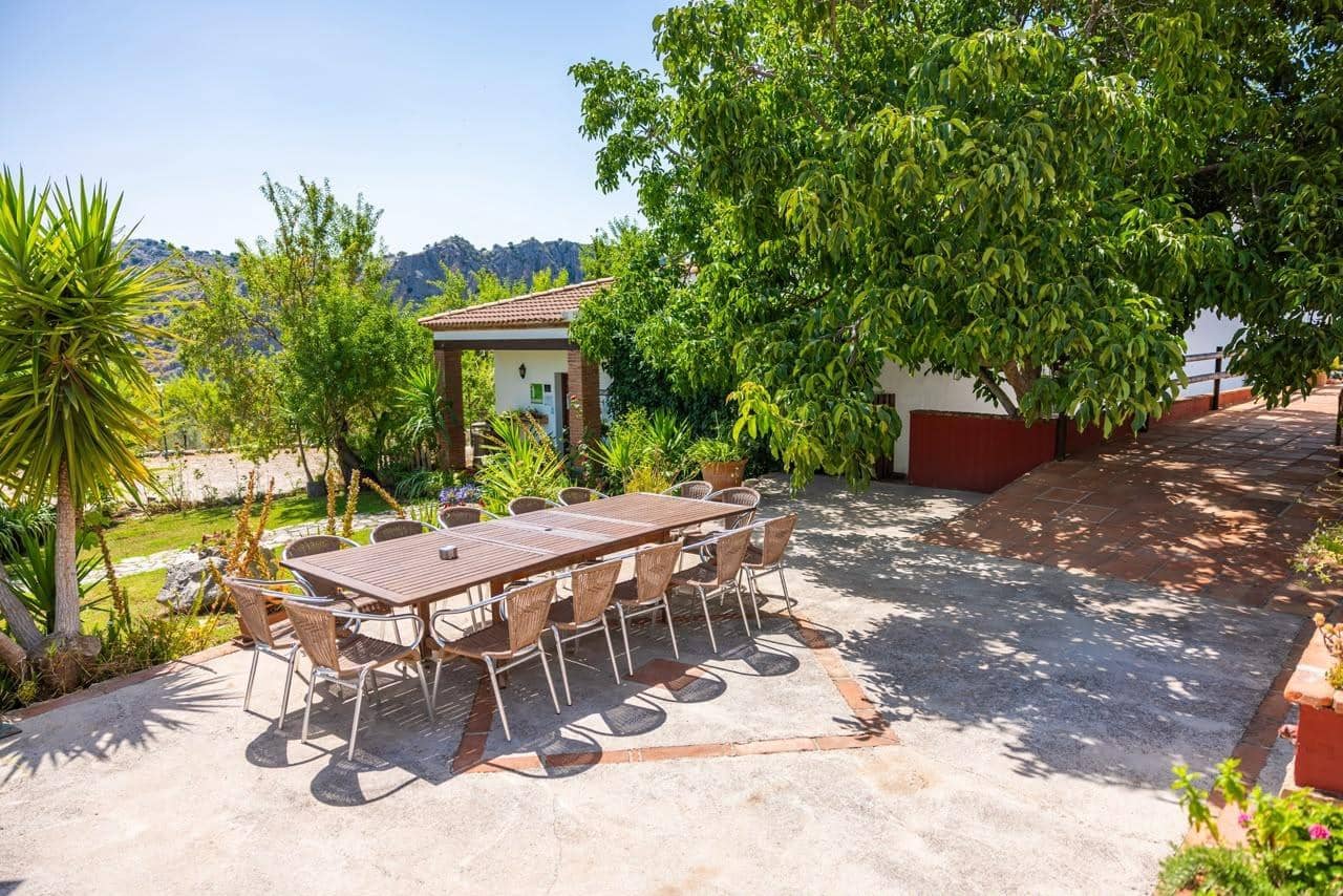 Finca/Casa Rural de 28 habitaciones en Montejaque en venta con piscina - 3.181.500 € (Ref: 10006360)