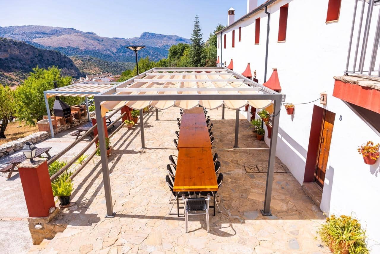 Finca/Casa Rural de 28 habitaciones en Montejaque en venta con piscina - 3.181.500 € (Ref: 10006360)