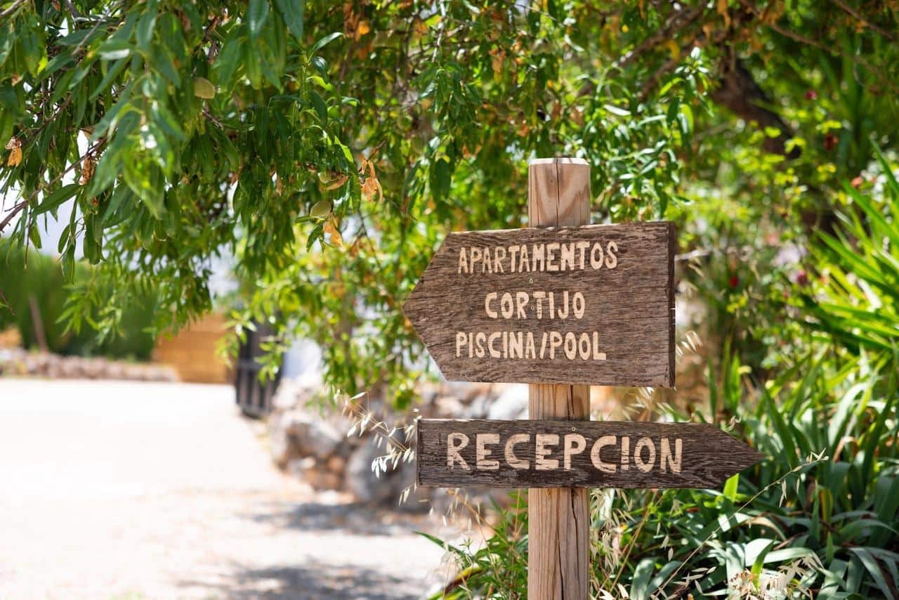 Finca/Casa Rural de 28 habitaciones en Montejaque en venta con piscina - 3.181.500 € (Ref: 10006360)