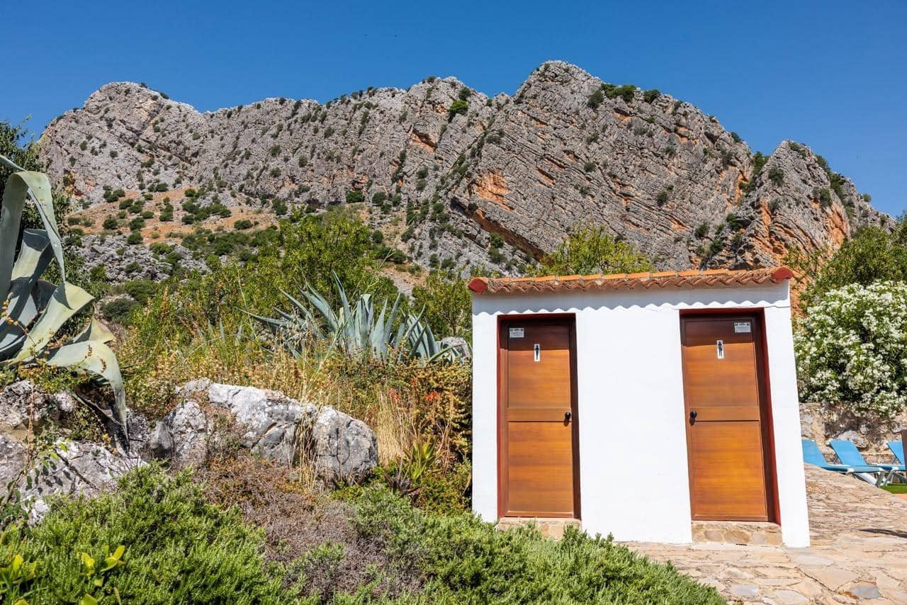 Finca/Casa Rural de 28 habitaciones en Montejaque en venta con piscina - 3.181.500 € (Ref: 10006360)