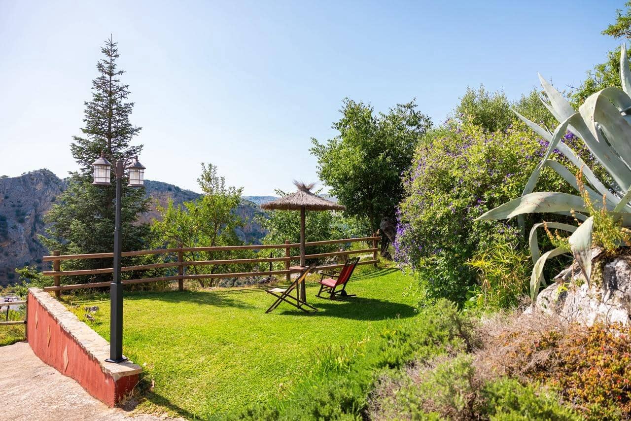 Finca/Casa Rural de 28 habitaciones en Montejaque en venta con piscina - 3.181.500 € (Ref: 10006360)