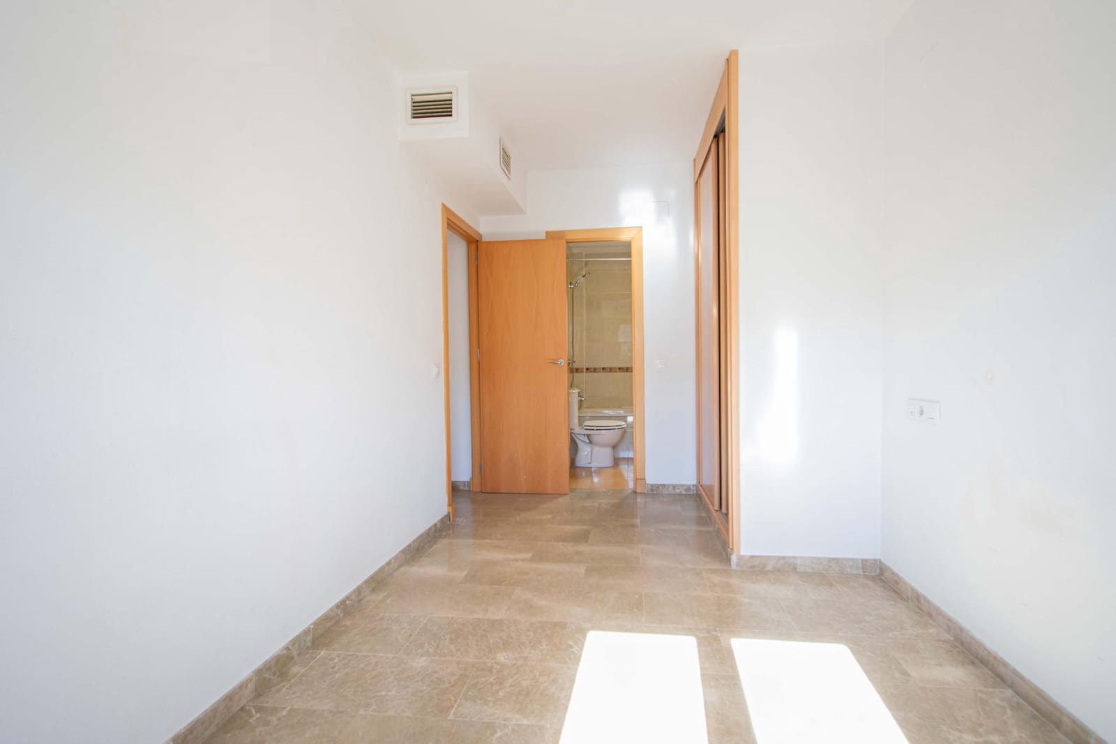 4 sovrum Lägenhet till salu i Camas med garage - 260 000 € (Ref: 10009181)