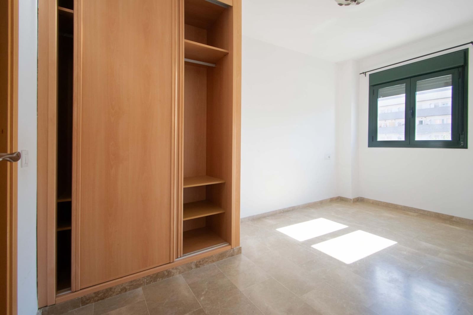 4 sovrum Lägenhet till salu i Camas med garage - 260 000 € (Ref: 10009181)