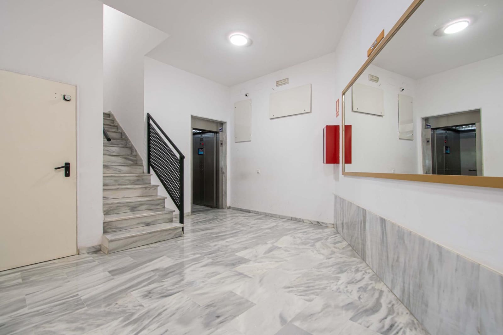 4 sovrum Lägenhet till salu i Camas med garage - 260 000 € (Ref: 10009181)