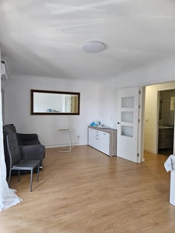 3 Zimmer Wohnung zu vermieten in Parque Alcosa, Sevilla Stadt - 850 € (Ref: 10011535)