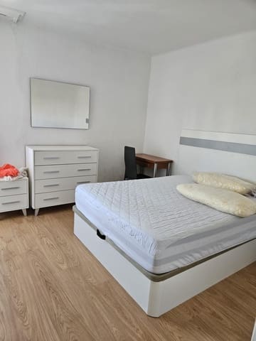 3 Zimmer Wohnung zu vermieten in Parque Alcosa, Sevilla Stadt - 850 € (Ref: 10011535)