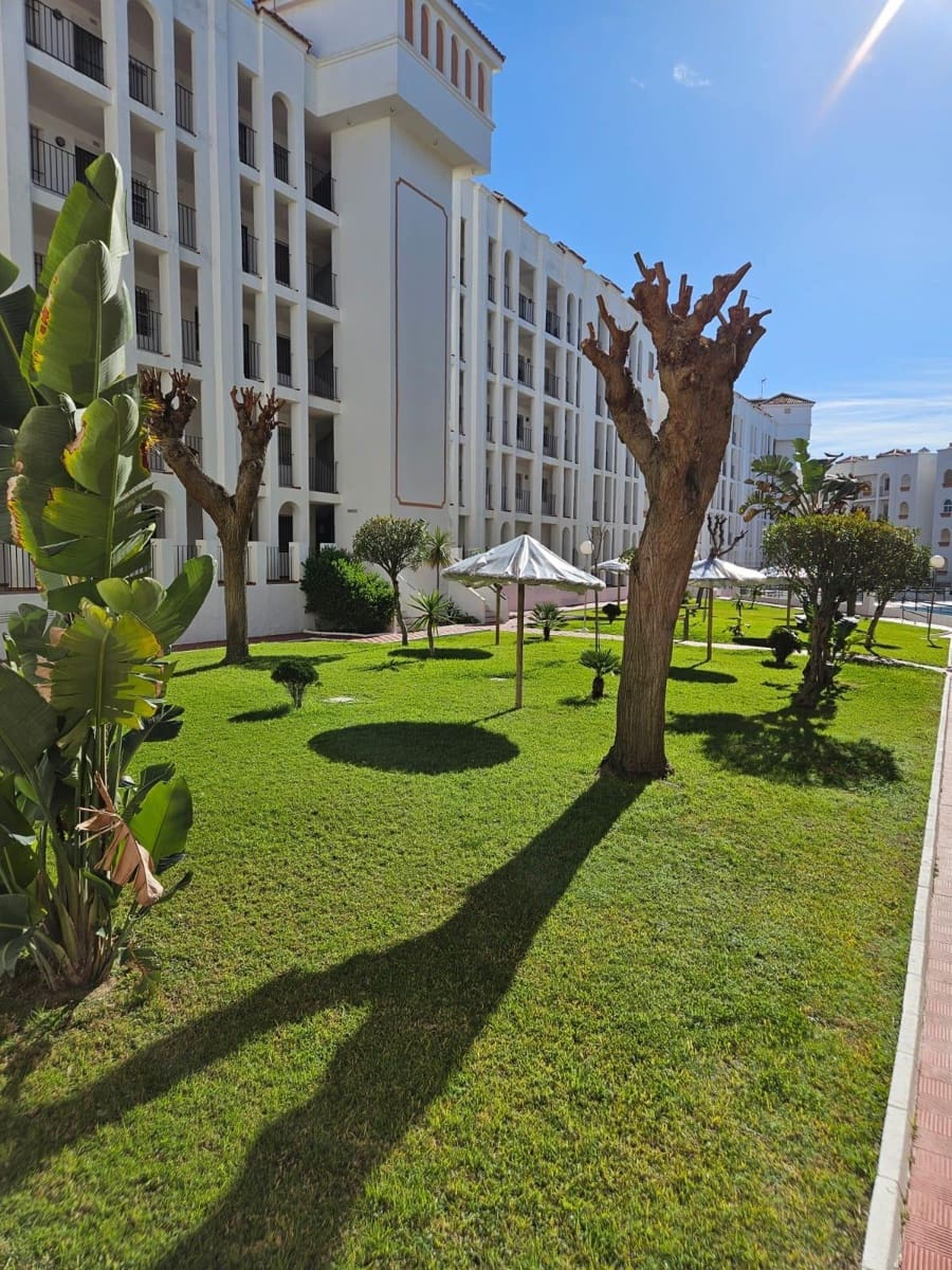 2 bedroom Flat for sale in Almonte with pool - € 170,000 (Ref: 10011538)