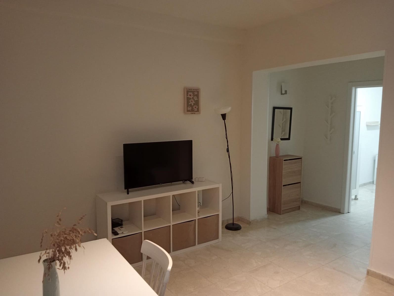 Piso de 3 habitaciones en Sevilla ciudad en alquiler - 900 € (Ref: 10013420)